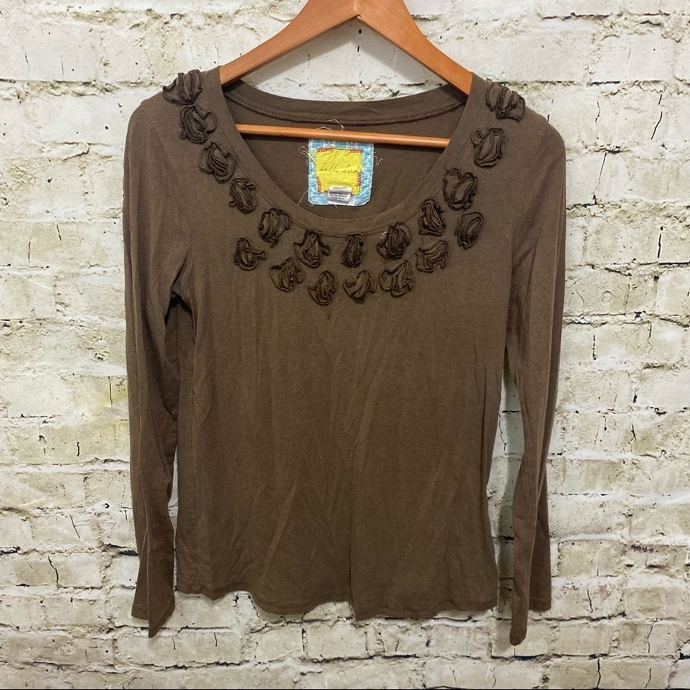 Bella Bird Brown Rosette Long Sleeve T Shirt